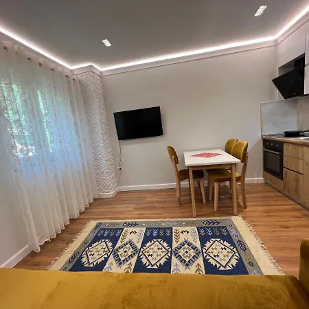 Chestnut Yard Appartement Tirana
