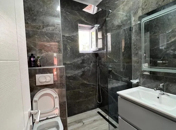 Apartment Chestnut Yard Tirana