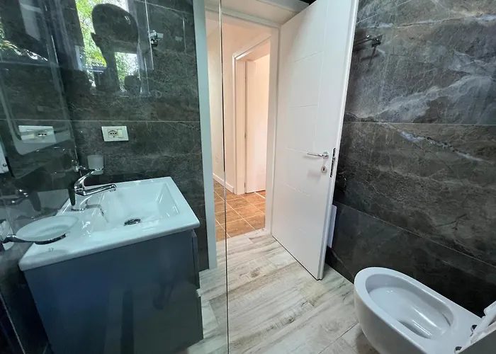 Chestnut Yard Apartment Tirana