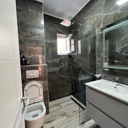Apartament Chestnut Yard Tirana